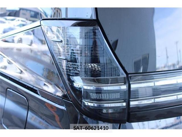 Toyota VOXY HYBRID 2022-12 6914683-19