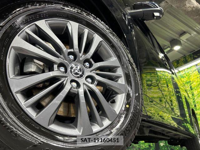 Toyota VOXY HYBRID 2025-07 7226384-13