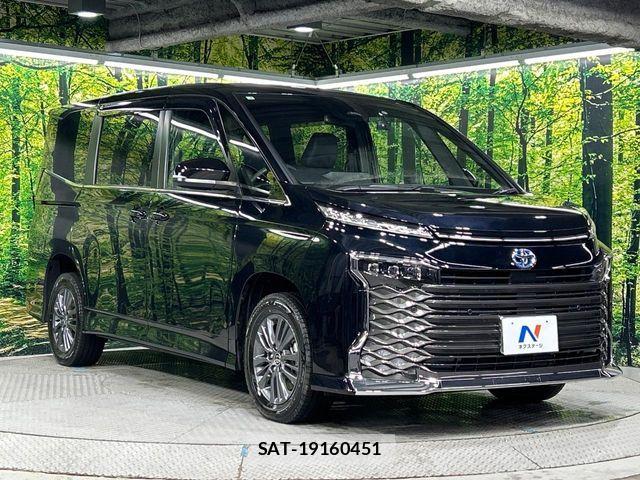 Toyota VOXY HYBRID 2025-07 7226384-16