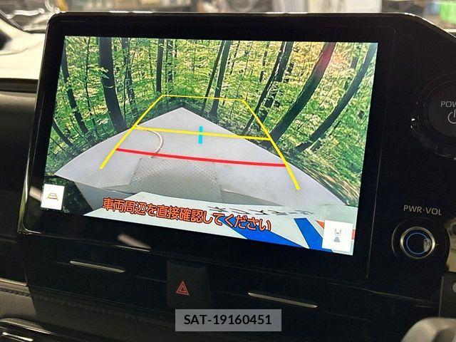 Toyota VOXY HYBRID 2025-07 7226384-3