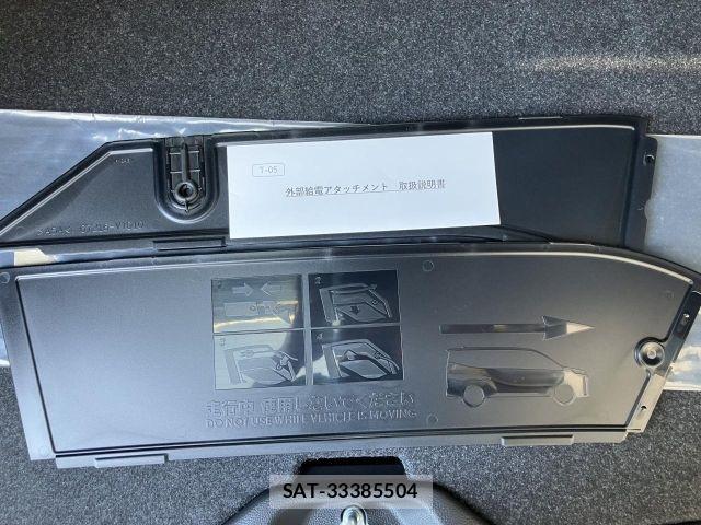 Toyota VOXY HYBRID 2026-03 7226382-22