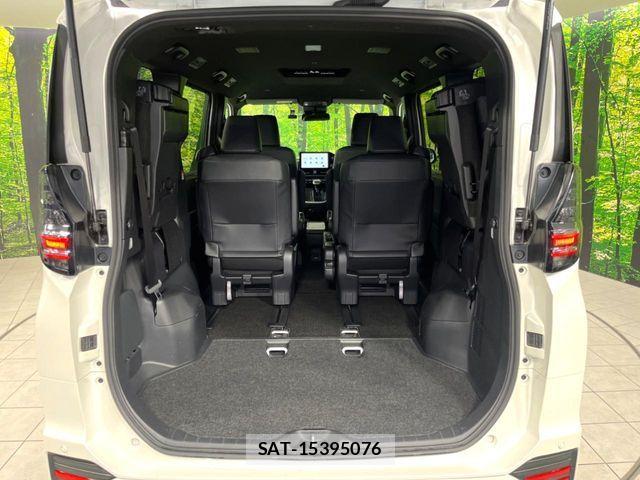 Toyota VOXY HYBRID 2025-10 7252656-11