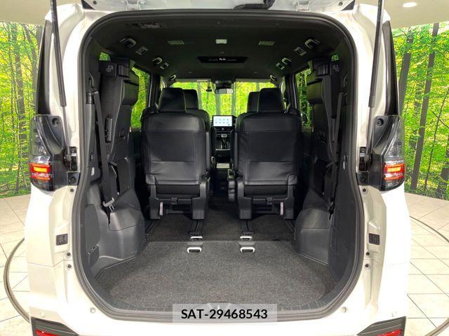 Toyota VOXY HYBRID 2025-10 7252654-12
