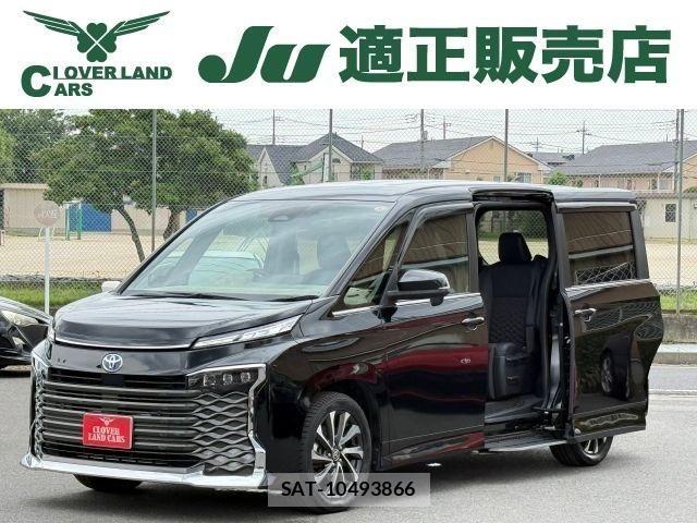 Toyota VOXY HYBRID 2023-07 7252661-0