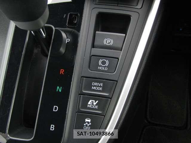 Toyota VOXY HYBRID 2023-07 7252661-24
