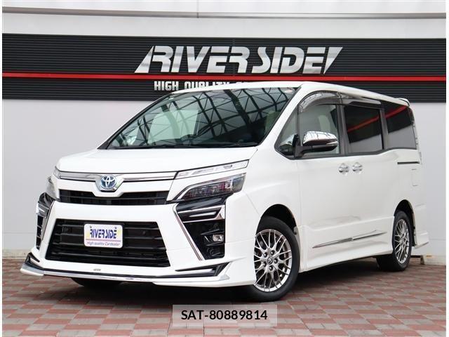 Toyota VOXY HYBRID 2021-08 7330786-0