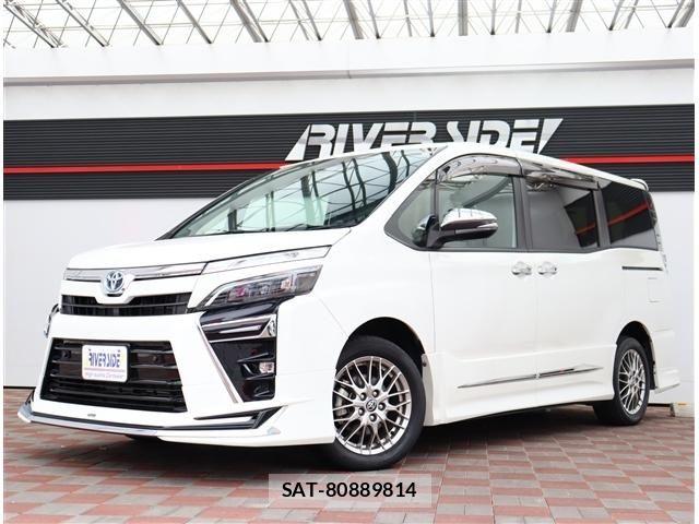 Toyota VOXY HYBRID 2021-08 7330786-19