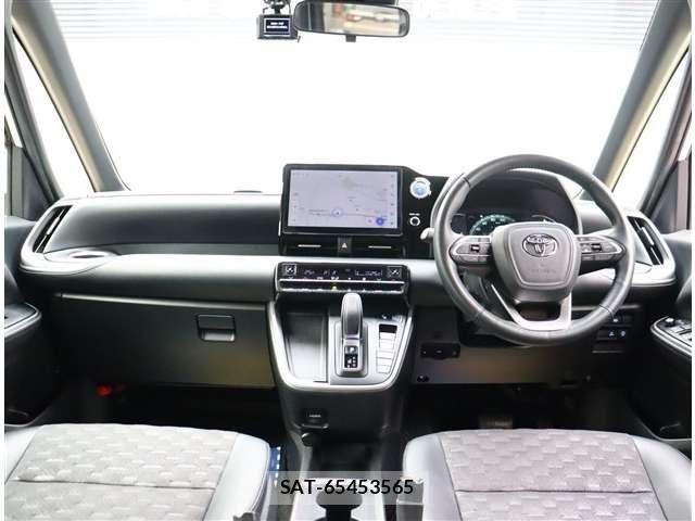 Toyota VOXY HYBRID 2023-07 7330784-6