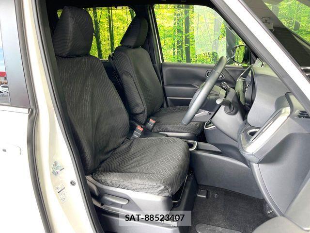 Toyota VOXY HYBRID 2024-10 7330783-7