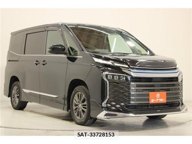 Toyota VOXY HYBRID 2022-04 7330789-5