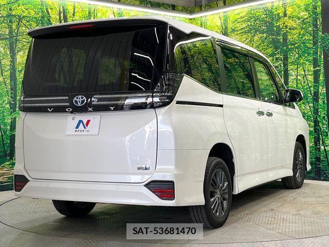 Toyota VOXY HYBRID 2025-07 7394585-17