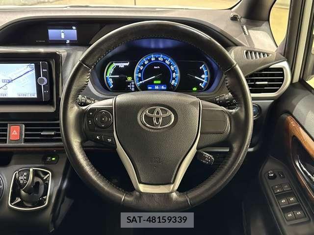 Toyota VOXY HYBRID 2014-07 7394593-9