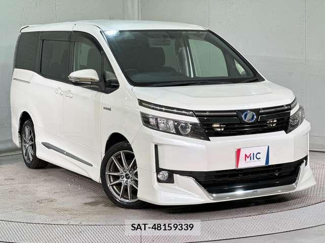 Toyota VOXY HYBRID 2014-07 7394593-1