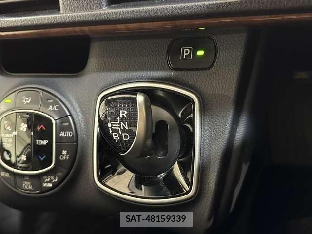 Toyota VOXY HYBRID 2014-07 7394593-23