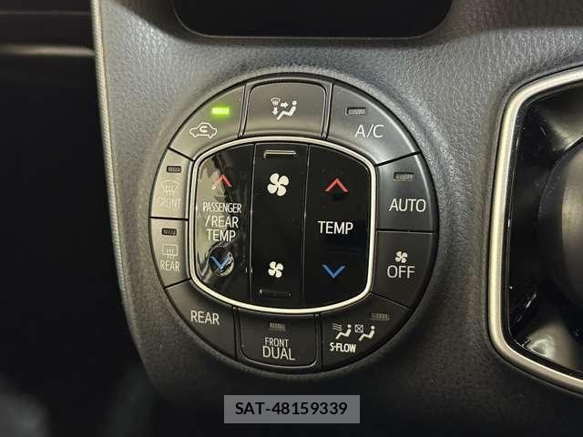 Toyota VOXY HYBRID 2014-07 7394593-24