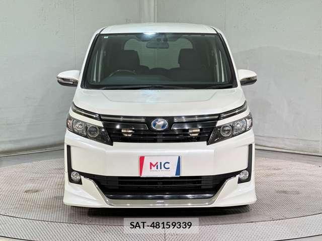 Toyota VOXY HYBRID 2014-07 7394593-2