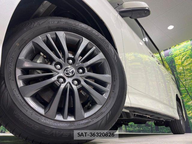 Toyota VOXY HYBRID 2023-10 7393652-14