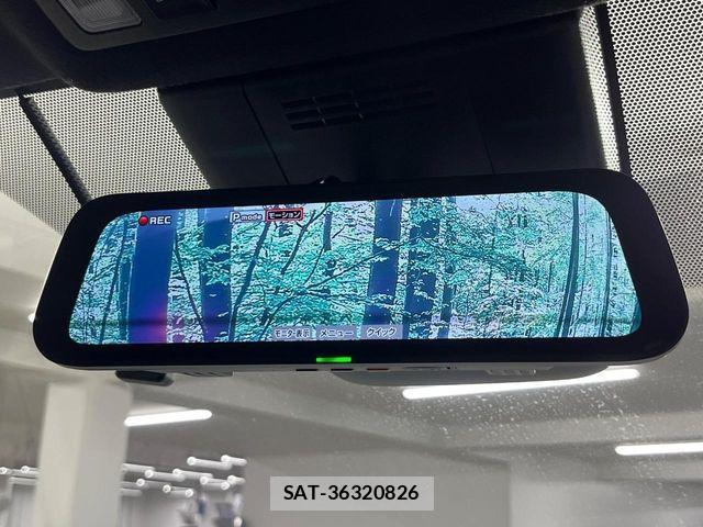 Toyota VOXY HYBRID 2023-10 7393652-6