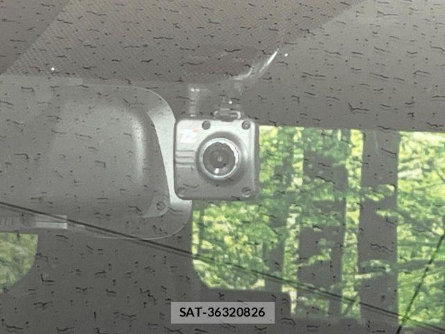 Toyota VOXY HYBRID 2023-10 7393652-7