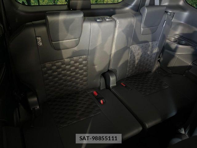 Toyota VOXY HYBRID 2026-01 7394586-8