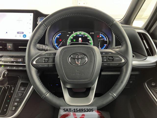 Toyota VOXY HYBRID 2023-05 7394595-15