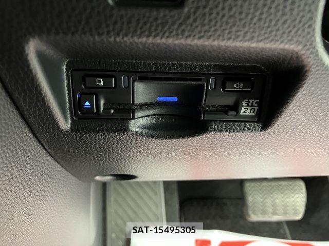 Toyota VOXY HYBRID 2023-05 7394595-19