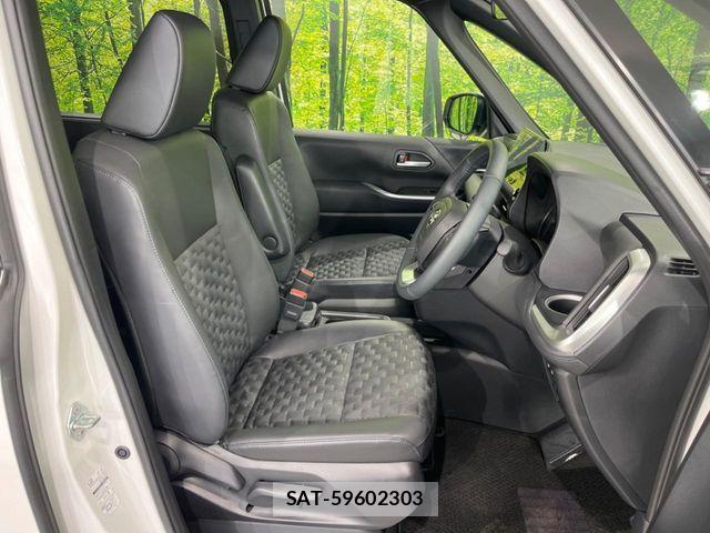 Toyota VOXY HYBRID 2025-10 7458511-7