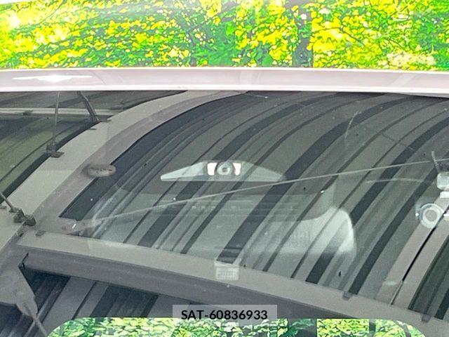 Toyota VOXY HYBRID 2025-10 7458513-7