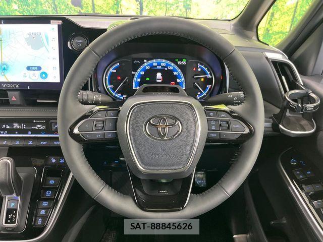 Toyota VOXY HYBRID 2025-03 7620943-11