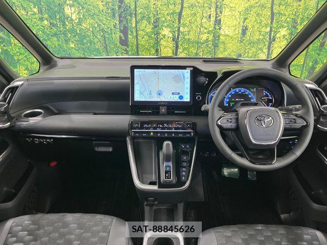 Toyota VOXY HYBRID 2025-03 7620943-1