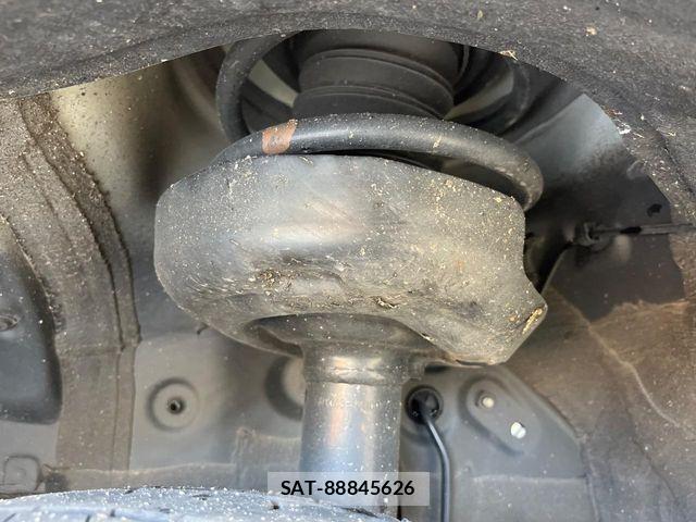 Toyota VOXY HYBRID 2025-03 7620943-19