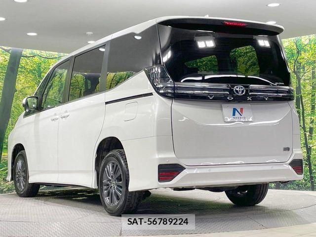 Toyota VOXY HYBRID 2025-10 7620942-18