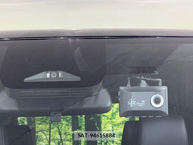 Toyota VOXY HYBRID 2023-07 7620944-8