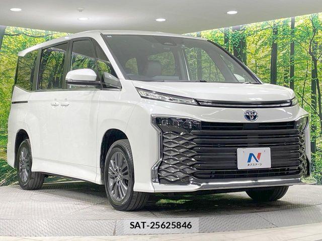 Toyota VOXY HYBRID 2025-10 7620941-17