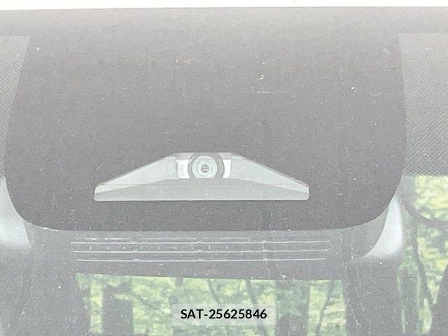 Toyota VOXY HYBRID 2025-10 7620941-5