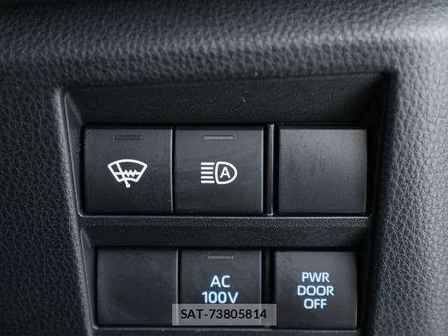 Toyota VOXY HYBRID 2025-10 7620939-14