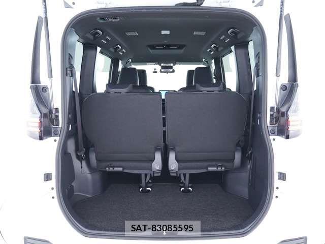 Toyota VOXY HYBRID 2025-10 7730093-9