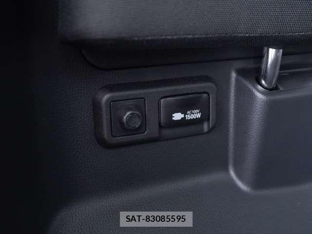 Toyota VOXY HYBRID 2025-10 7730093-4