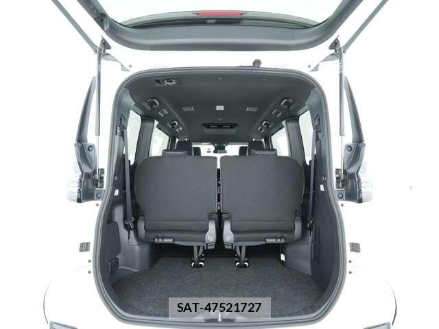Toyota VOXY HYBRID 2025-10 7730091-9