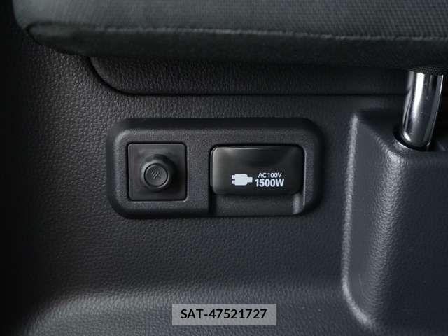 Toyota VOXY HYBRID 2025-10 7730091-4