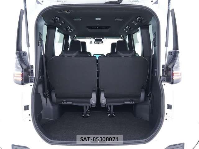 Toyota VOXY HYBRID 2025-10 7730090-9