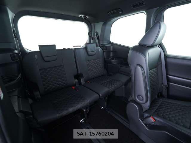 Toyota VOXY HYBRID 2025-10 7730080-8