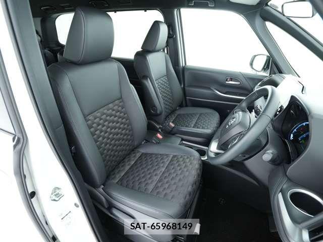 Toyota VOXY HYBRID 2025-10 7730092-6