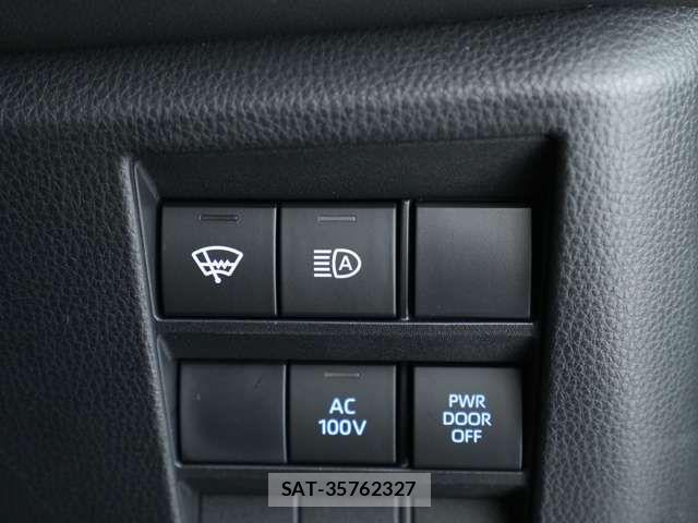 Toyota VOXY HYBRID 2025-10 7730076-13