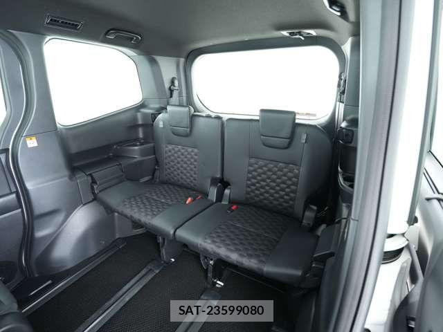 Toyota VOXY HYBRID 2025-10 7730074-8