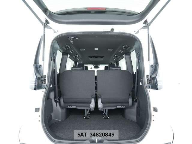 Toyota VOXY HYBRID 2025-10 7730077-9