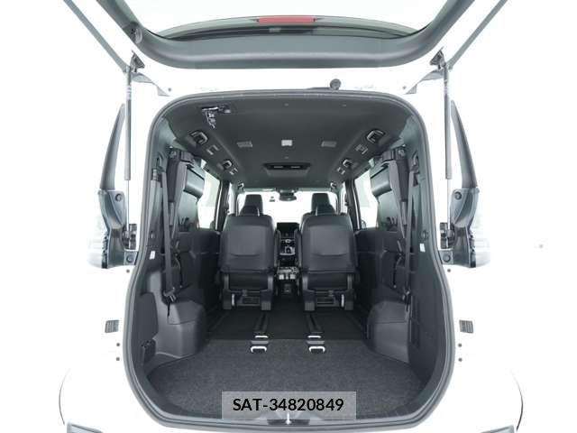 Toyota VOXY HYBRID 2025-10 7730077-10