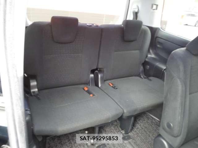 Toyota VOXY HYBRID 2015-05 7730096-15