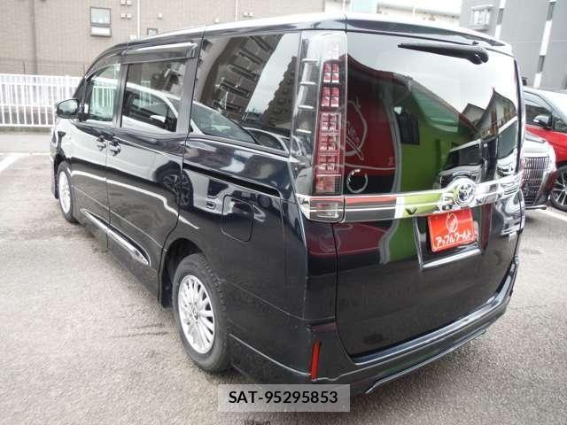 Toyota VOXY HYBRID 2015-05 7730096-6