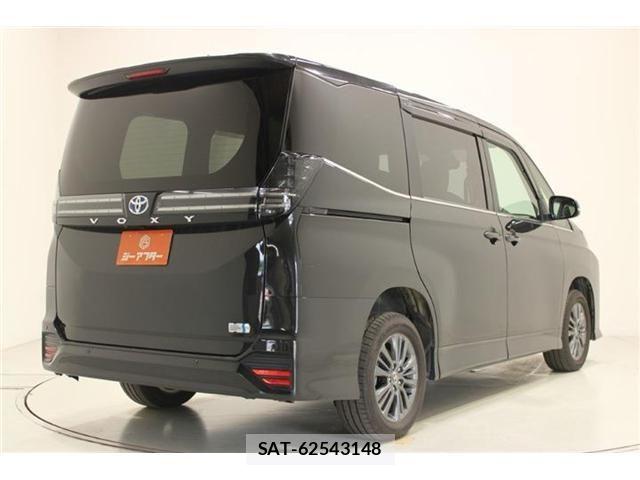 Toyota VOXY HYBRID 2023-02 7730095-11